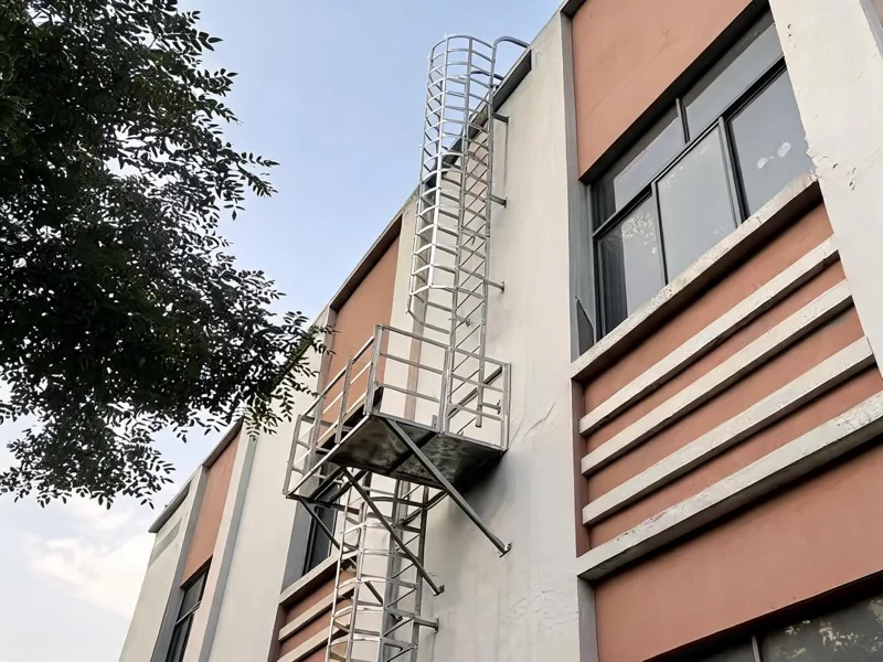 深圳比亚迪激光焊接车间
